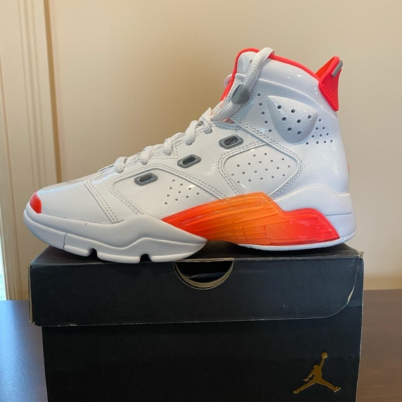 Nike Other - New with box 6-17-23 GS white pink GS CI4342-100